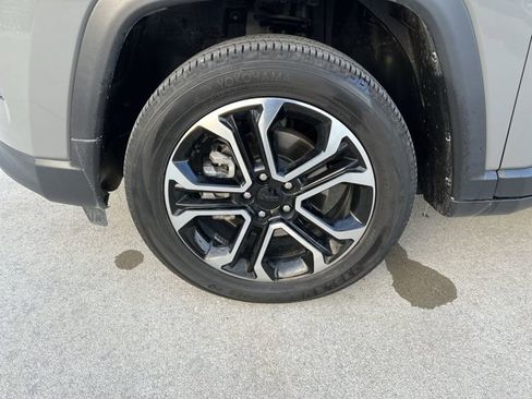 Used 2022 Jeep Compass Limited w/ Sun and Sound Group image 33