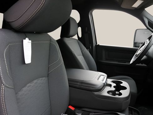 New 2026 RAM 2500 Warlock AWD/4WD image 19
