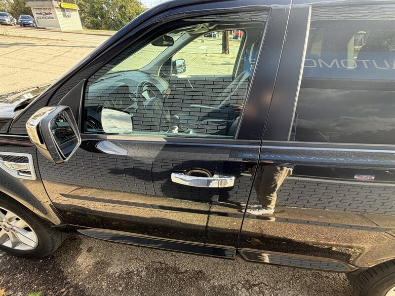 Used 2014 Land Rover LR2 AWD/4WD image 22