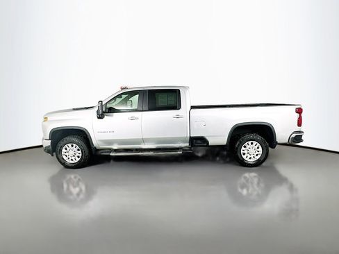 Used 2022 Chevrolet Silverado 3500 LT w/ Convenience Package image 4