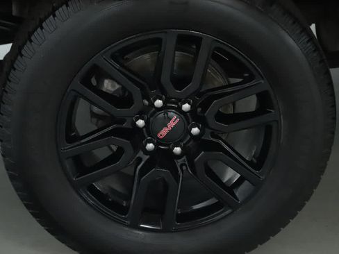 Used 2024 GMC Sierra 1500 Elevation AWD/4WD image 12