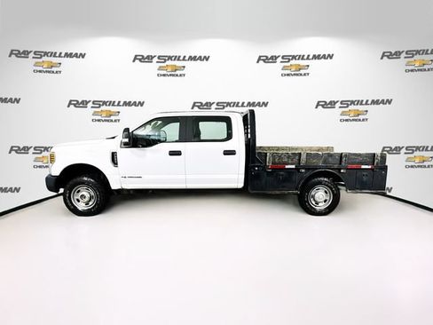 Used 2018 Ford F250 XL w/ Power Equipment Group AWD/4WD image 4