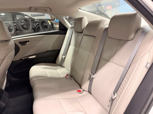Used 2017 Toyota Avalon XLE Premium w/ Carpet Mat Package FWD image 15