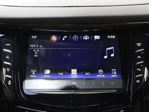 Used 2017 Cadillac Escalade ESV Luxury AWD/4WD image 10