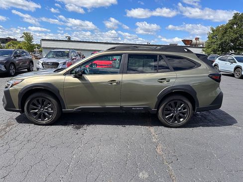 Certified 2025 Subaru Outback Onyx Edition AWD/4WD image 6