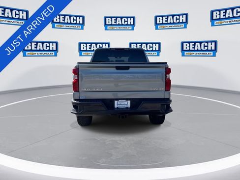 Used 2025 Chevrolet Silverado 1500 Custom Trail Boss AWD/4WD image 7