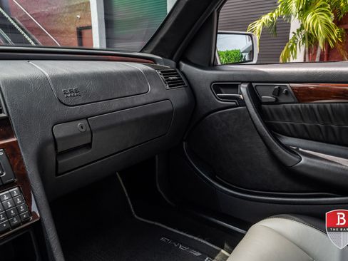 Used 1999 Mercedes-Benz C 43 AMG Sedan image 39