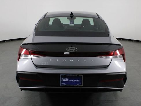 Used 2026 Hyundai Elantra Sport image 11