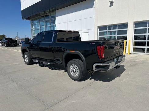 Used 2020 GMC Sierra 2500 SLE w/ SLE Value Package; image 5