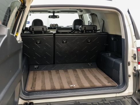 Used 2012 Toyota FJ Cruiser 4WD image 49