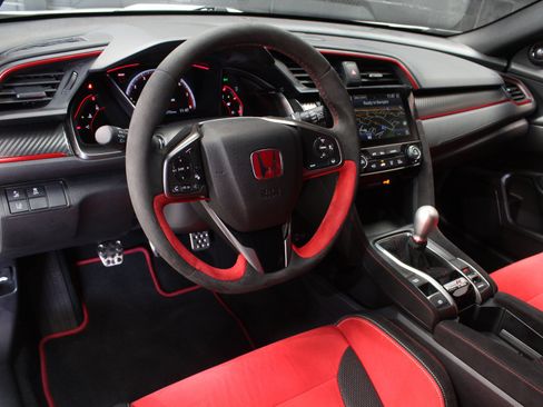 Used 2020 Honda Civic Type R image 38