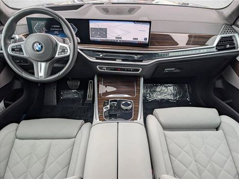 Certified 2026 BMW X5 sDrive40i w/ Executive Package RWD image 19