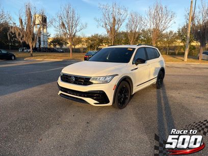 Used 2022 Volkswagen Tiguan SE R-Line