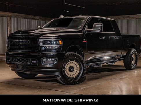 Used 2024 RAM 3500 Laramie w/ Night Edition AWD/4WD image 4