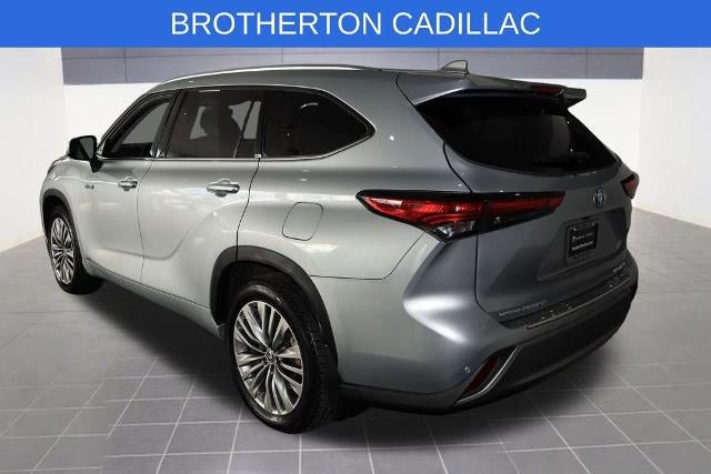 Used 2021 Toyota Highlander Platinum AWD/4WD image 3