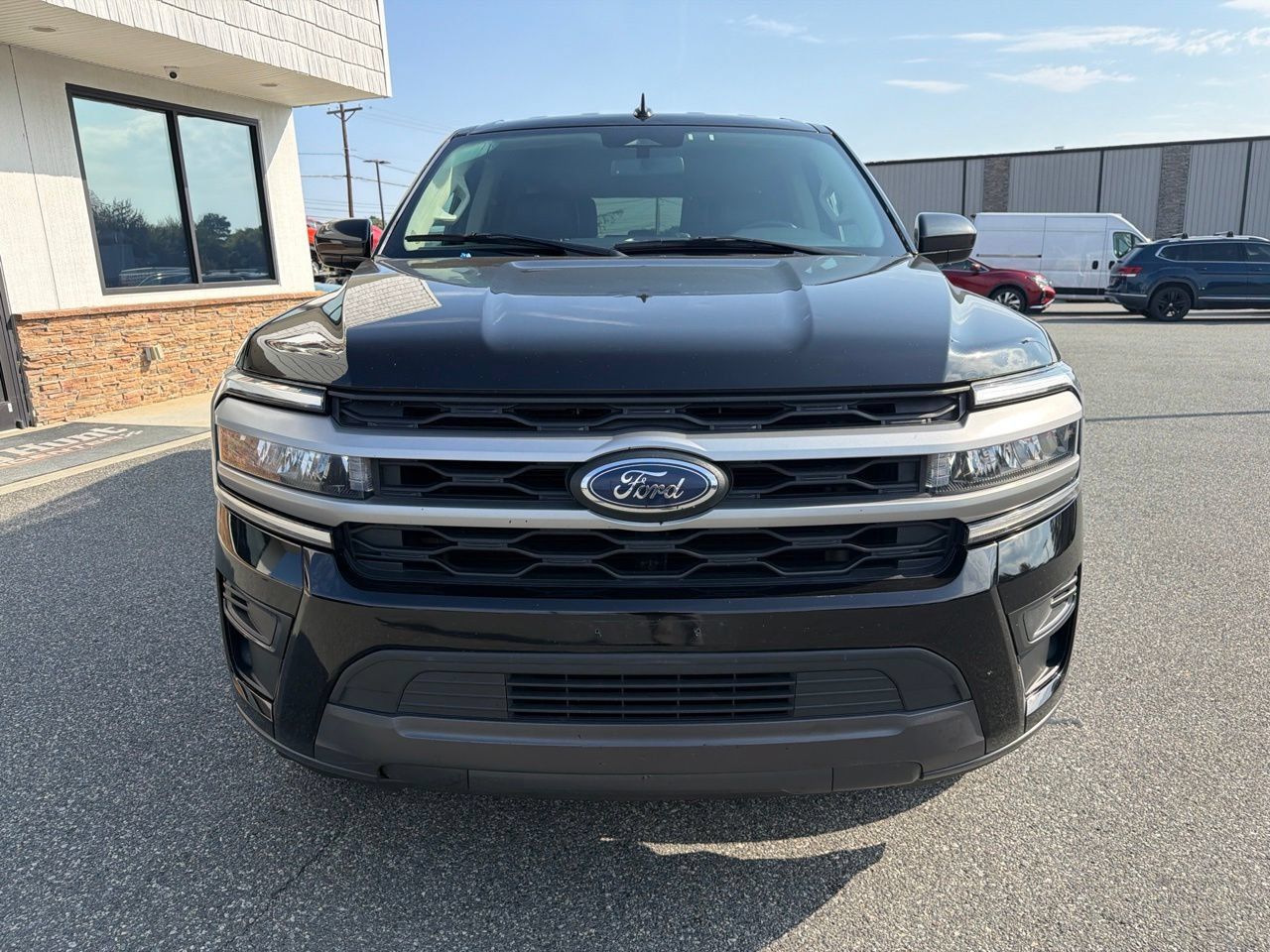 Used 2023 Ford Expedition Max XLT RWD image 9