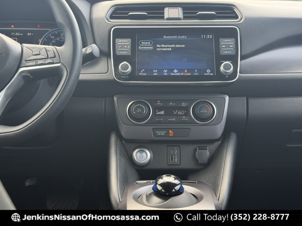 Certified 2025 Nissan Leaf S FWD image 23
