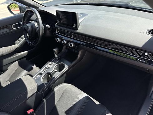 Used 2023 Honda Civic Sport image 21