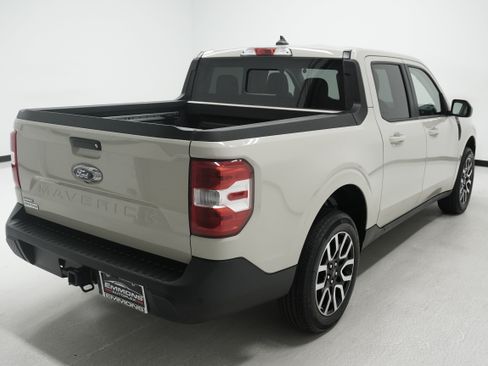 Used 2024 Ford Maverick Lariat FWD image 4