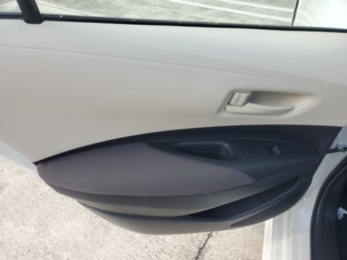 Certified 2023 Toyota Corolla LE image 15