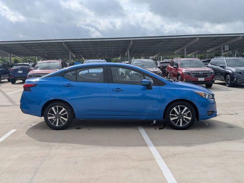 Used 2024 Nissan Versa SV FWD image 6