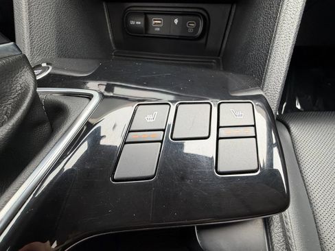 Used 2023 Kia Sportage EX FWD image 25