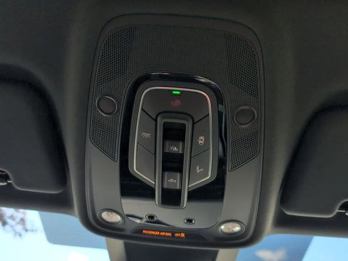 New 2026 Audi SQ8 Premium Plus image 7