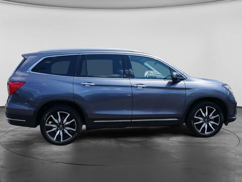Used 2022 Honda Pilot Touring image 11