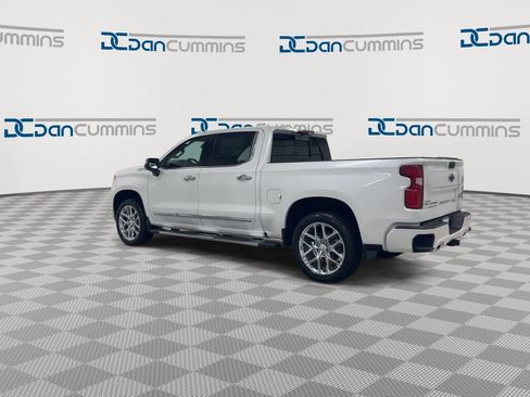 Used 2024 Chevrolet Silverado 1500 High Country w/ High Country Premium Package AWD/4WD image 6