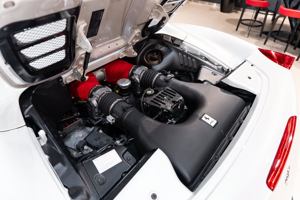 Certified 2013 Ferrari 458 Spider RWD image 20