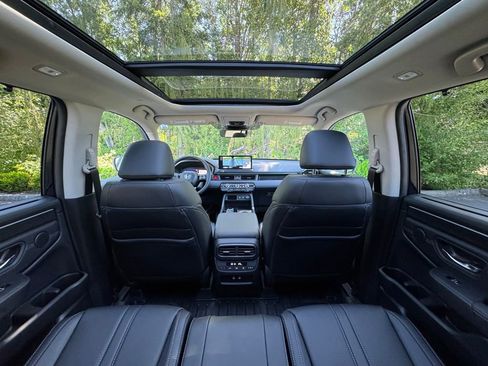 Certified 2026 Honda Pilot Touring image 15