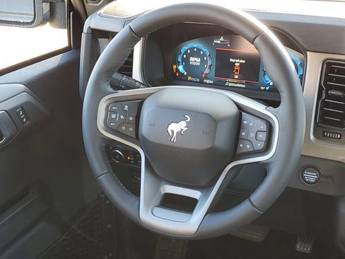 New 2026 Ford Bronco Outer Banks w/ Sasquatch Package image 31
