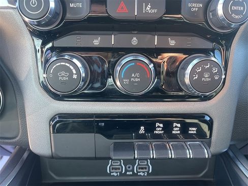 Used 2025 RAM 1500 Lone Star image 29