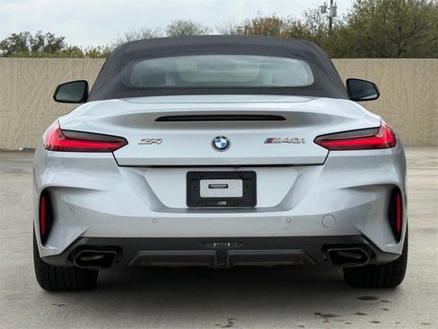 Used 2022 BMW Z4 M40i image 10