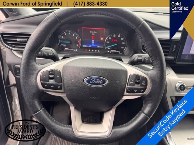 Used 2024 Ford Explorer XLT w/ Equipment Group 202A AWD/4WD image 15