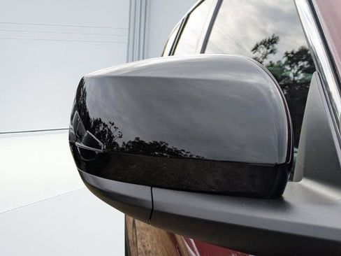 New 2025 Jeep Grand Cherokee L Laredo image 10