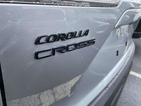 Used 2024 Toyota Corolla Cross AWD Hybrid image 19