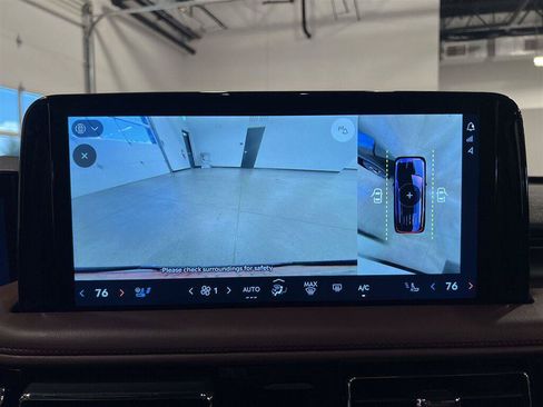 Used 2025 Lincoln Aviator Reserve w/ Luxury Package AWD/4WD image 20
