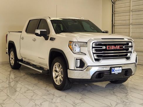 Used 2020 GMC Sierra 1500 SLT AWD/4WD image 3