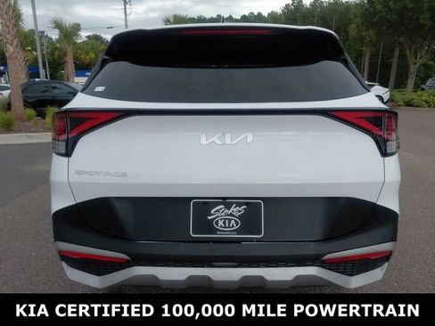 Certified 2023 Kia Sportage EX FWD image 6