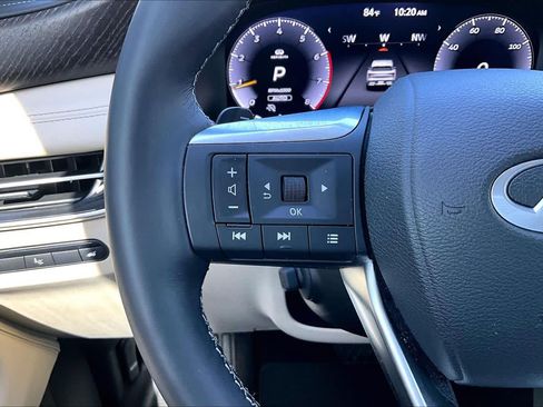Used 2025 INFINITI QX60 Sensory w/ Vision Package AWD/4WD image 22