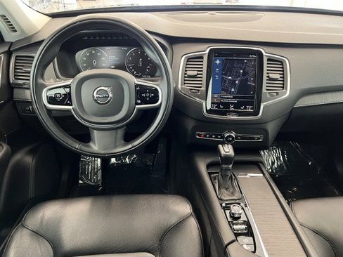 Used 2020 Volvo XC90 T6 Momentum w/ Protection Package Premier AWD/4WD image 17