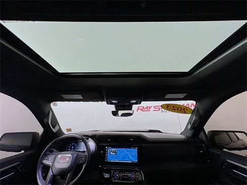 Used 2023 GMC Sierra 1500 AT4 w/ AT4 Premium Package image 26