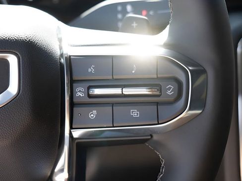 New 2026 GMC Yukon Denali w/ Denali Reserve Package image 13