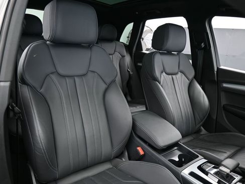 Used 2025 Audi Q5 2.0T Premium image 51