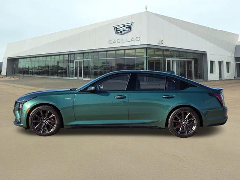 New 2026 Cadillac CT5 V image 3