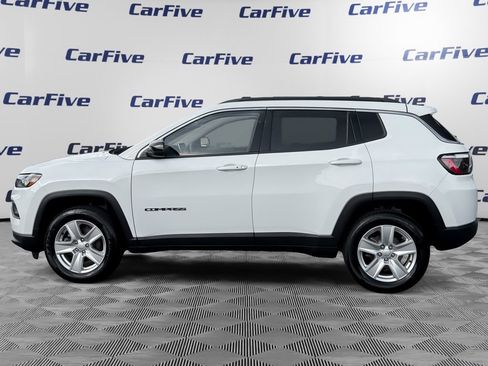 Used 2022 Jeep Compass Latitude AWD/4WD image 2