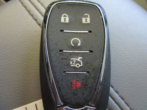 Used 2024 Chevrolet Malibu LT image 38