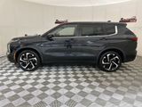 Used 2022 Mitsubishi Outlander SE image 4