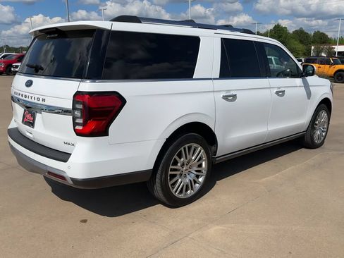 Used 2024 Ford Expedition Max Limited AWD/4WD image 7